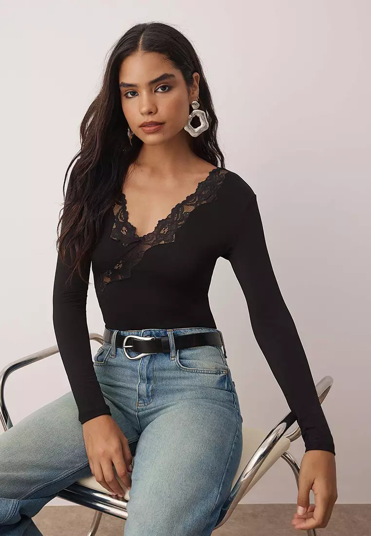 Black Lace Striped V-Neck Knitted Bodysuit Tpraw26Bd00018