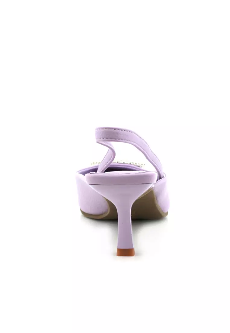Marie claire bata deals