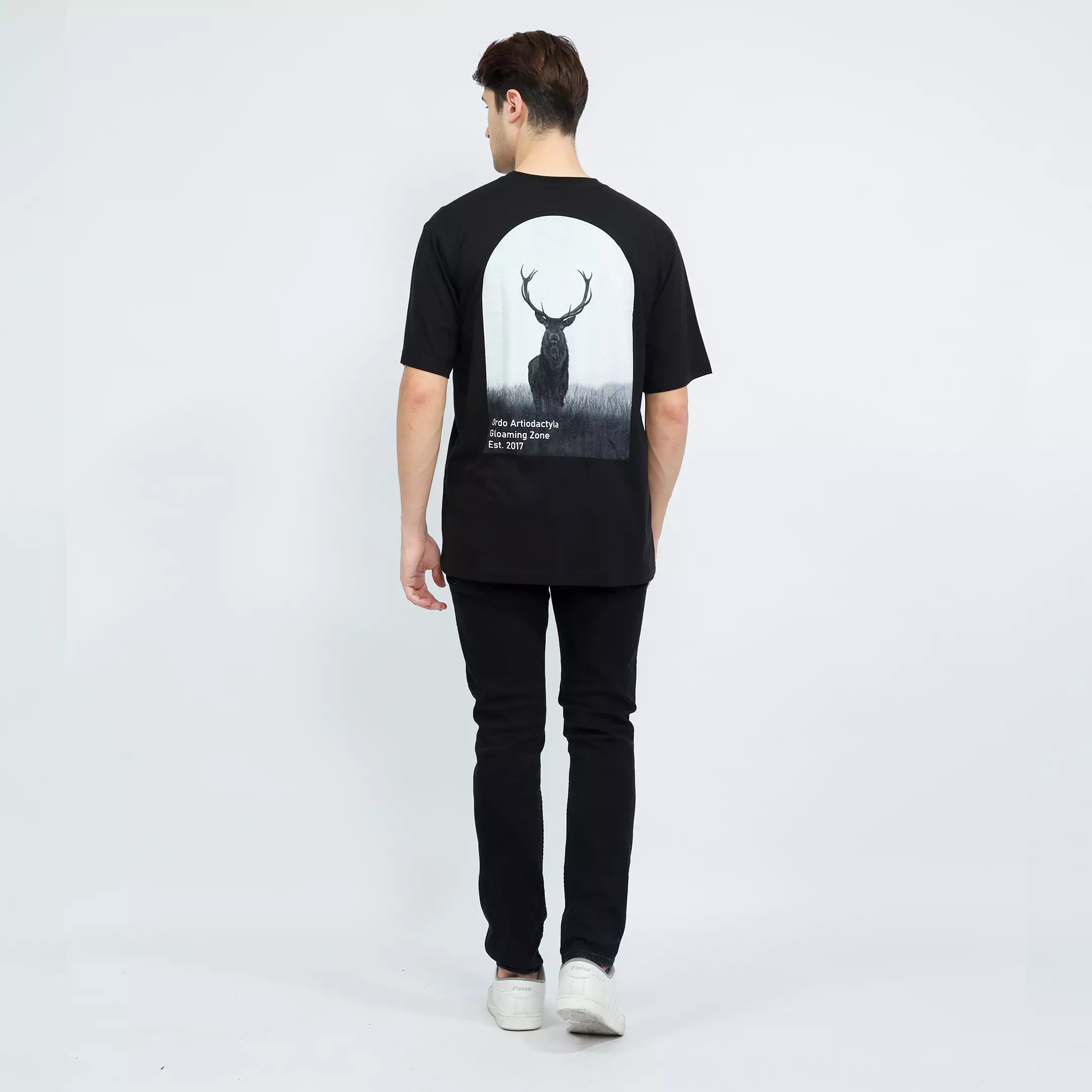 Kaos Design Artiodactyla Hitam Unisex
