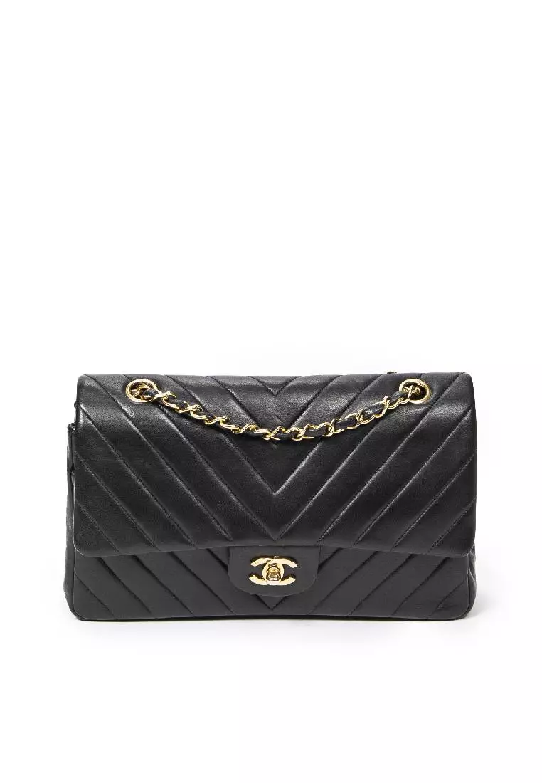 Buy Chanel Pre loved Chevron Classic Double Flap 26 2023 Online