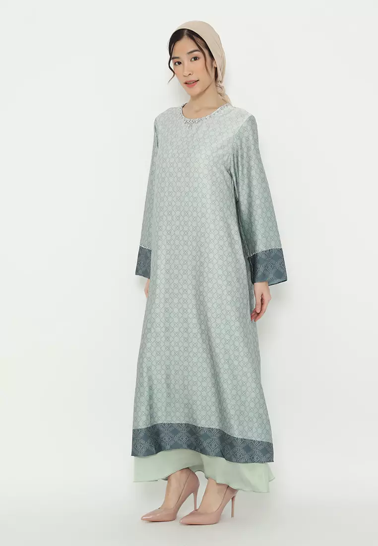 Gamis Monogram With Detail Payet In Green By Brilliant Girl Warna HIJAUMINT