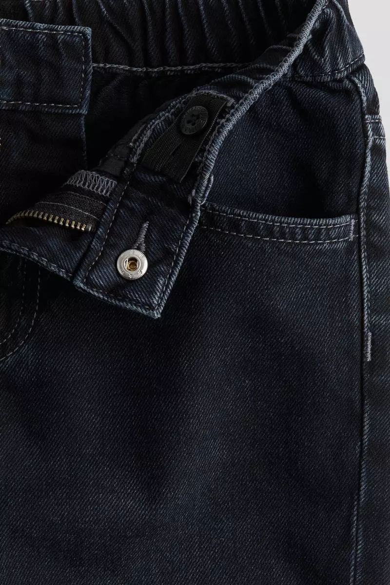 Loose Fit Jeans