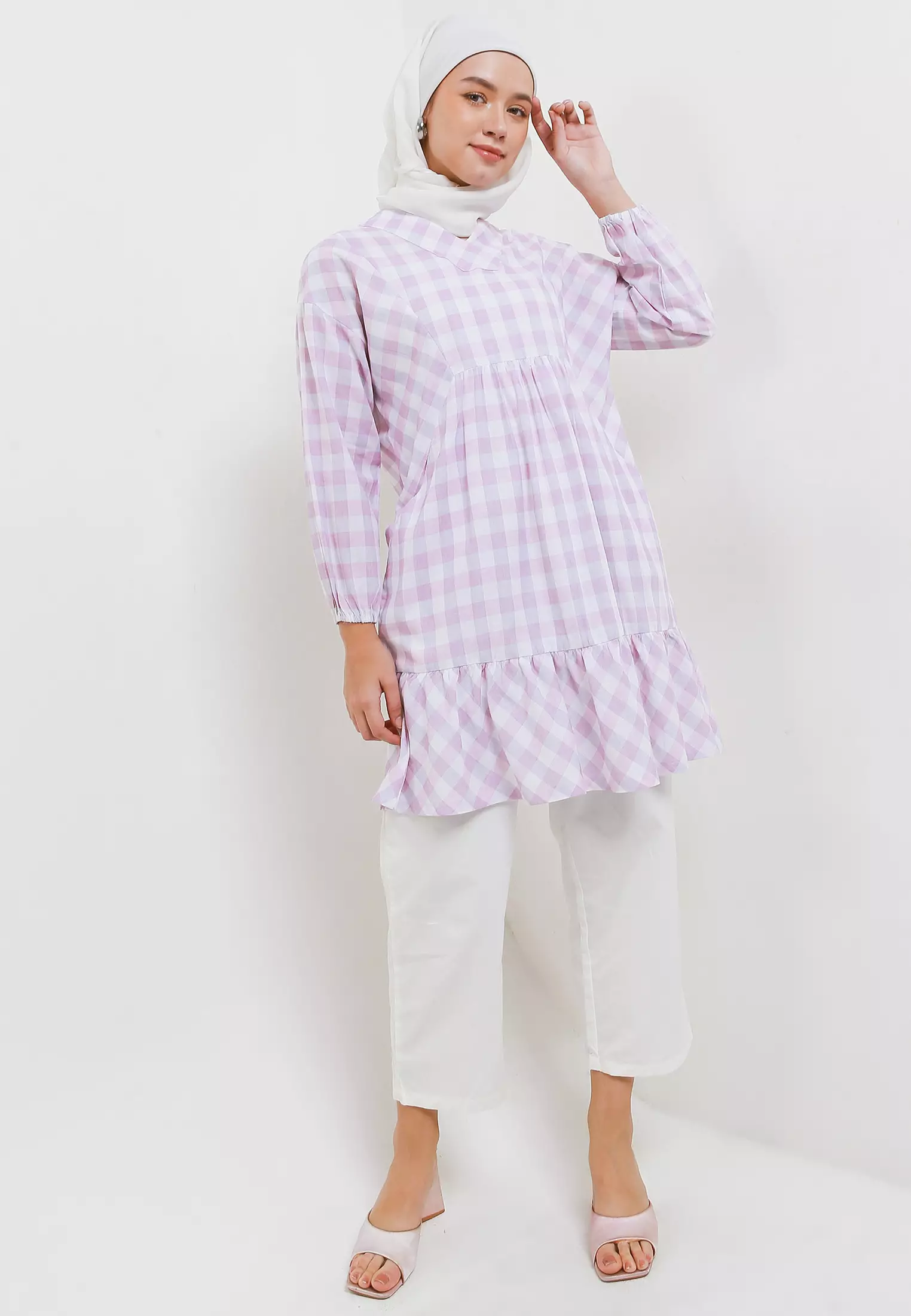 MFMW Astrid Tunik Putih Motif Kotak