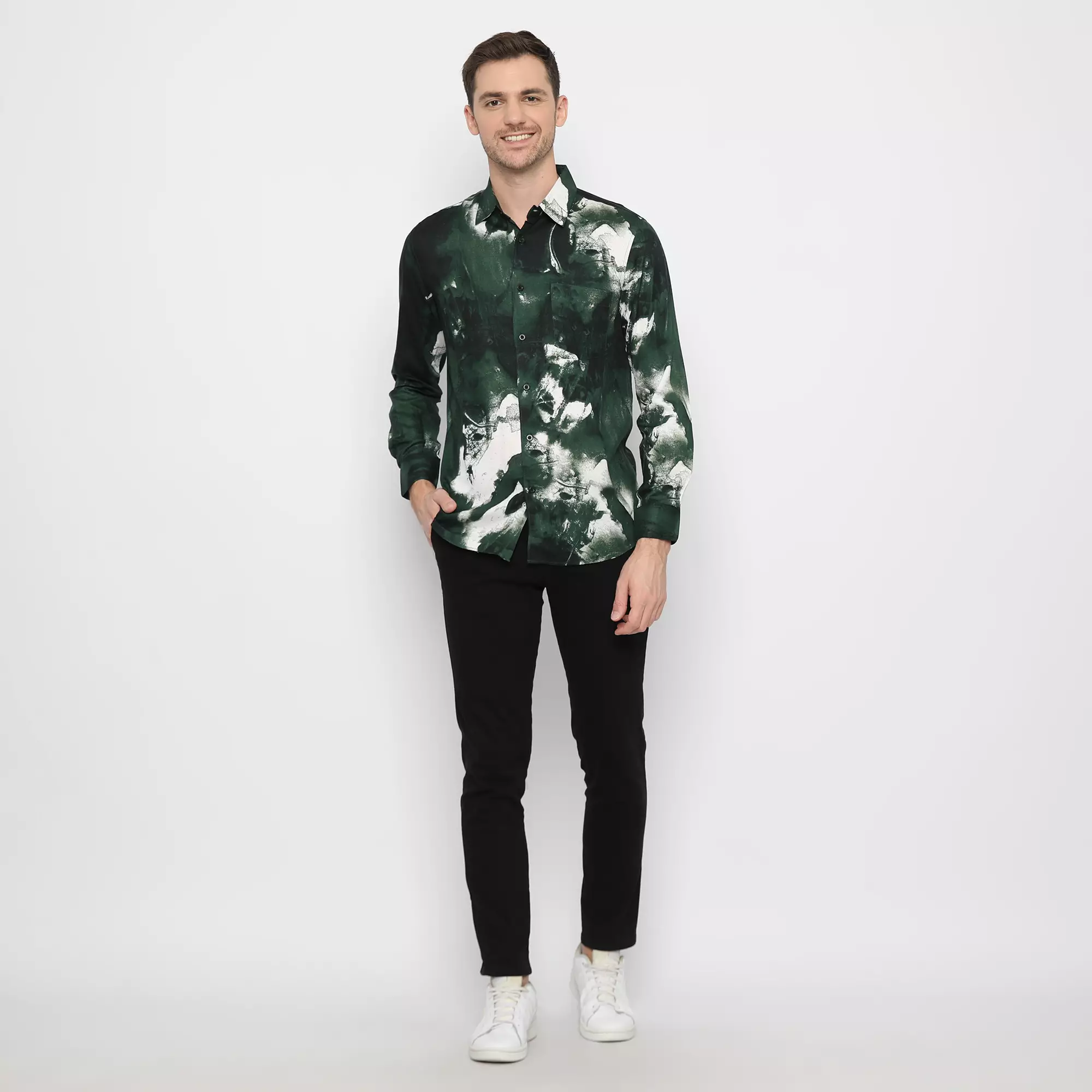 Platini Baju Kemeja Basic Pria Pendek Katun Rayon Hijau 73285