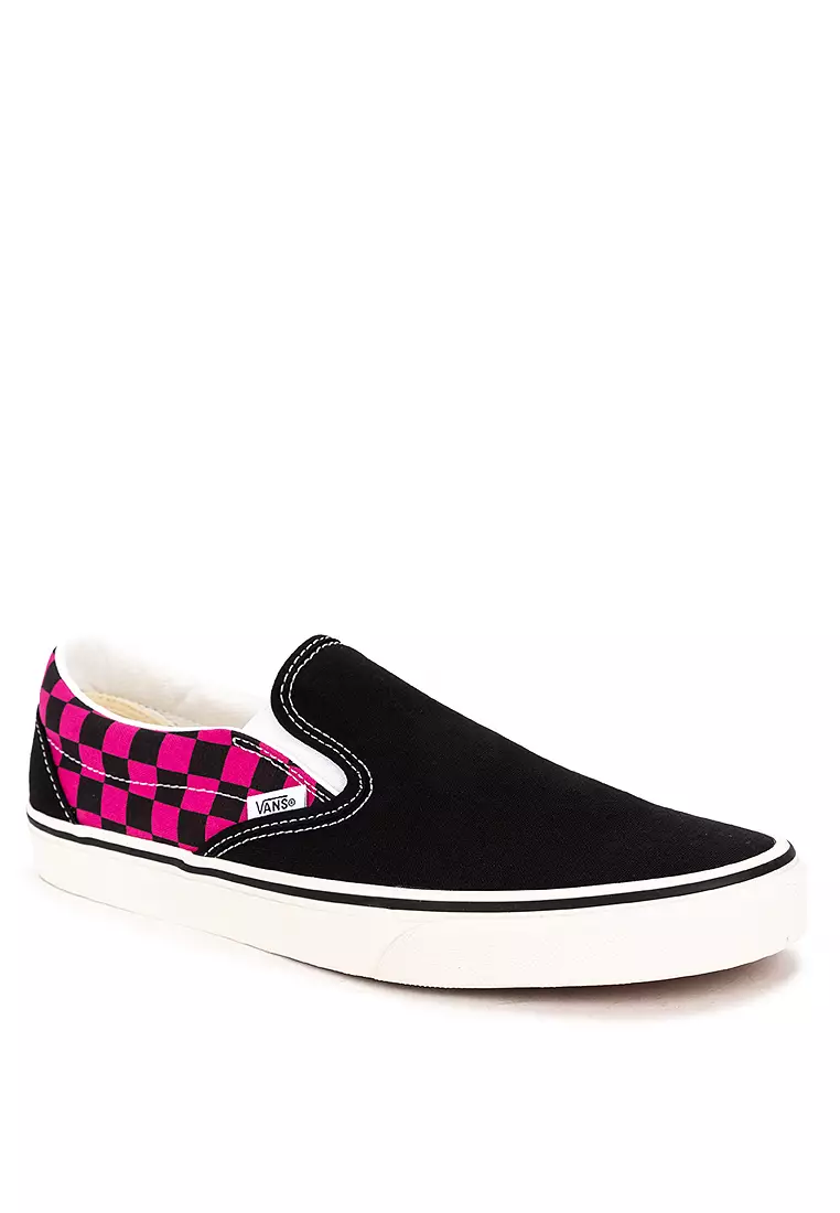 Discount on VANS  shoes - SKU: Classic Slip-On Seasonal Sneakers