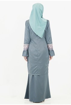 Gene Martino green Kurung Modern Sempit 9FF93AABD5B2B0GS
