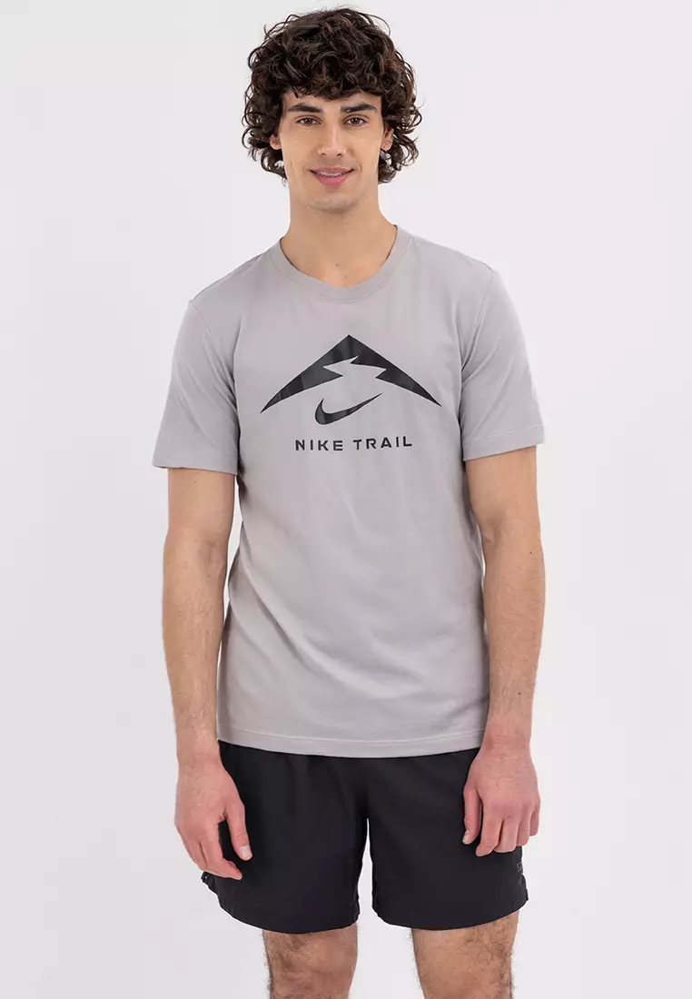 Jual Nike Dri-FIT Trail Running T-Shirt Original 2025 ZALORA