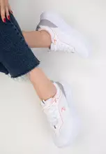 White/Powder