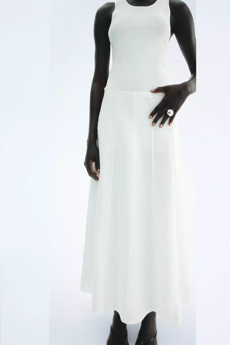 Flared linen-blend skirt