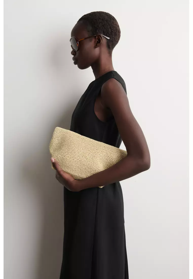 FOLDED CLUTCH BAG - STRAW