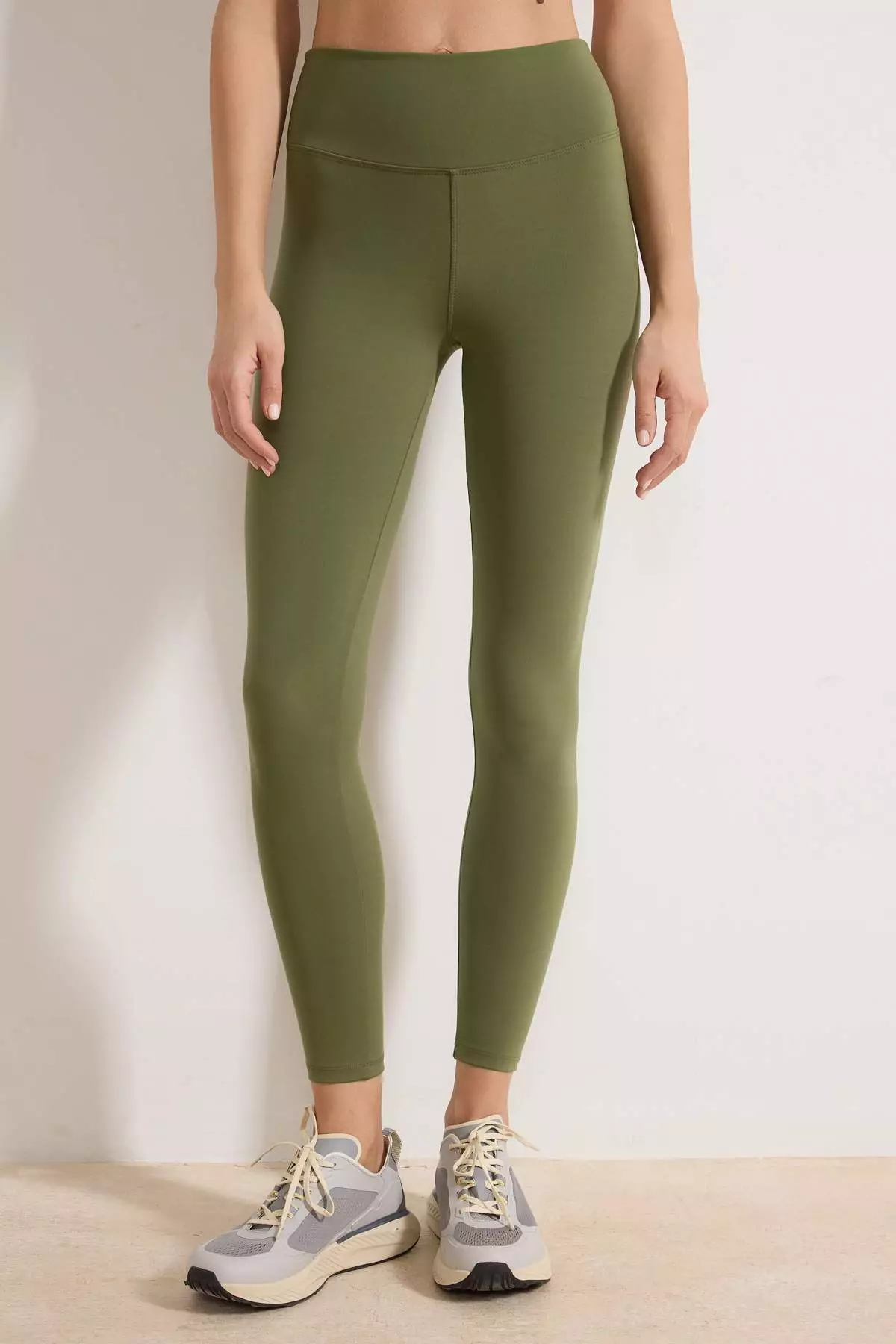 Light Khaki Soft Brushed Fabric Reflector Print Detailed Full Length Knitted Sports Leggings Thmaw25Ty2
