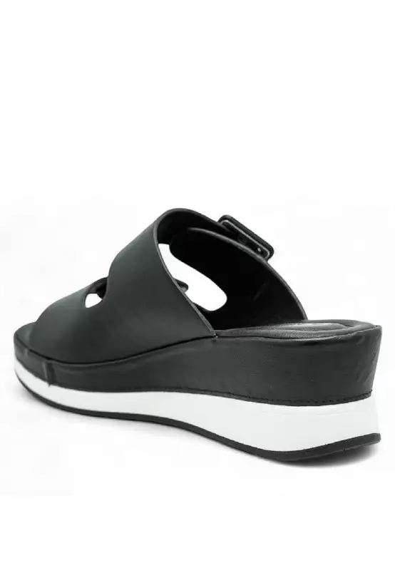Women Slip On Casual Sandals - 250171262