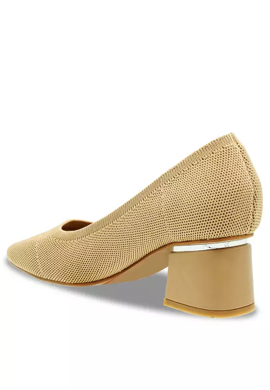 Flyknit Round Toe Heels