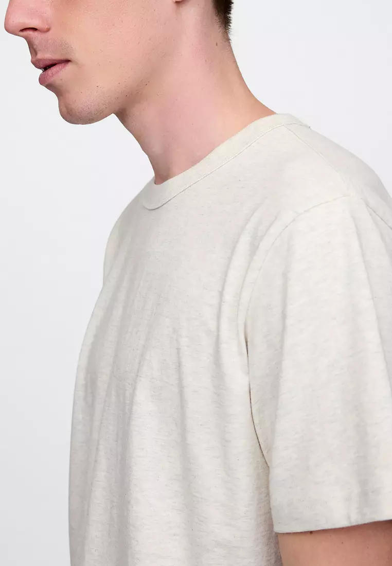 Basic T-Shirt