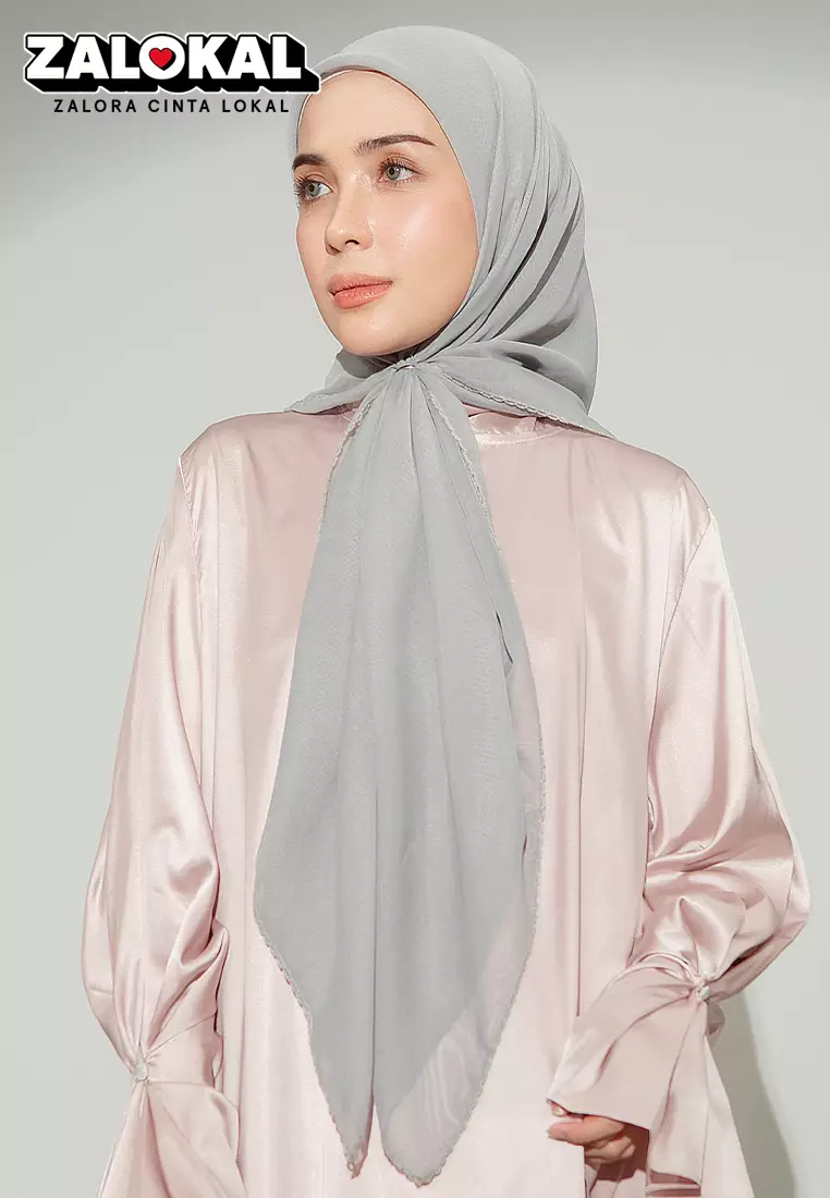 Paris Embroidery Signature Square (Lozy X Hamidah) Ash Grey