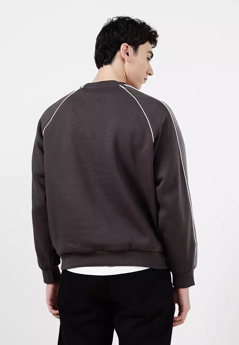 Box Fit Graphic Crew Sweatshirt