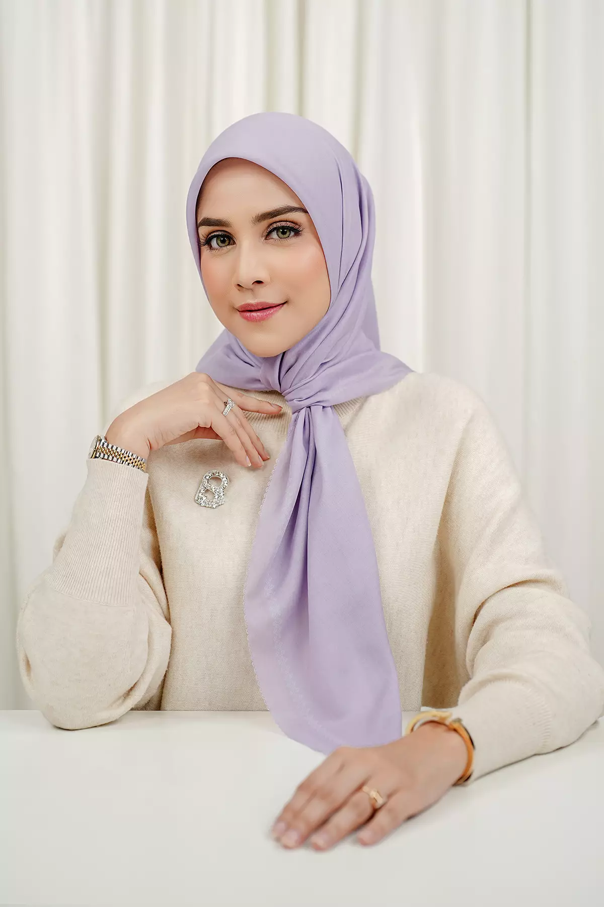 Jual BUTTONSCARVES ORIGINAL STORE 100% - Everyday Pleated Shawl