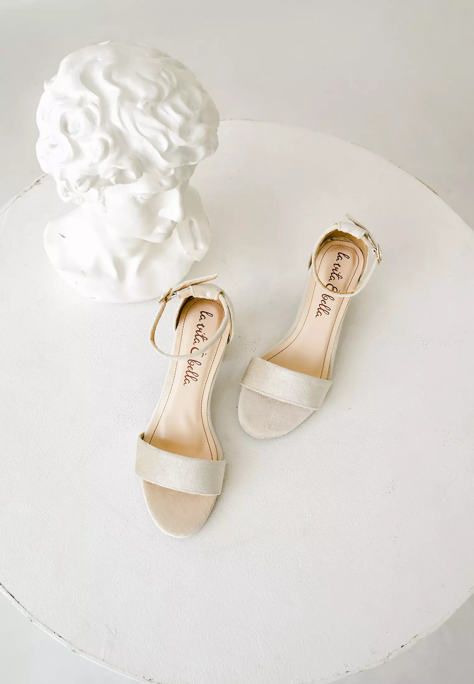Blanche Ankle Strap Sandal Block Heels Wanita Suede Velvet
