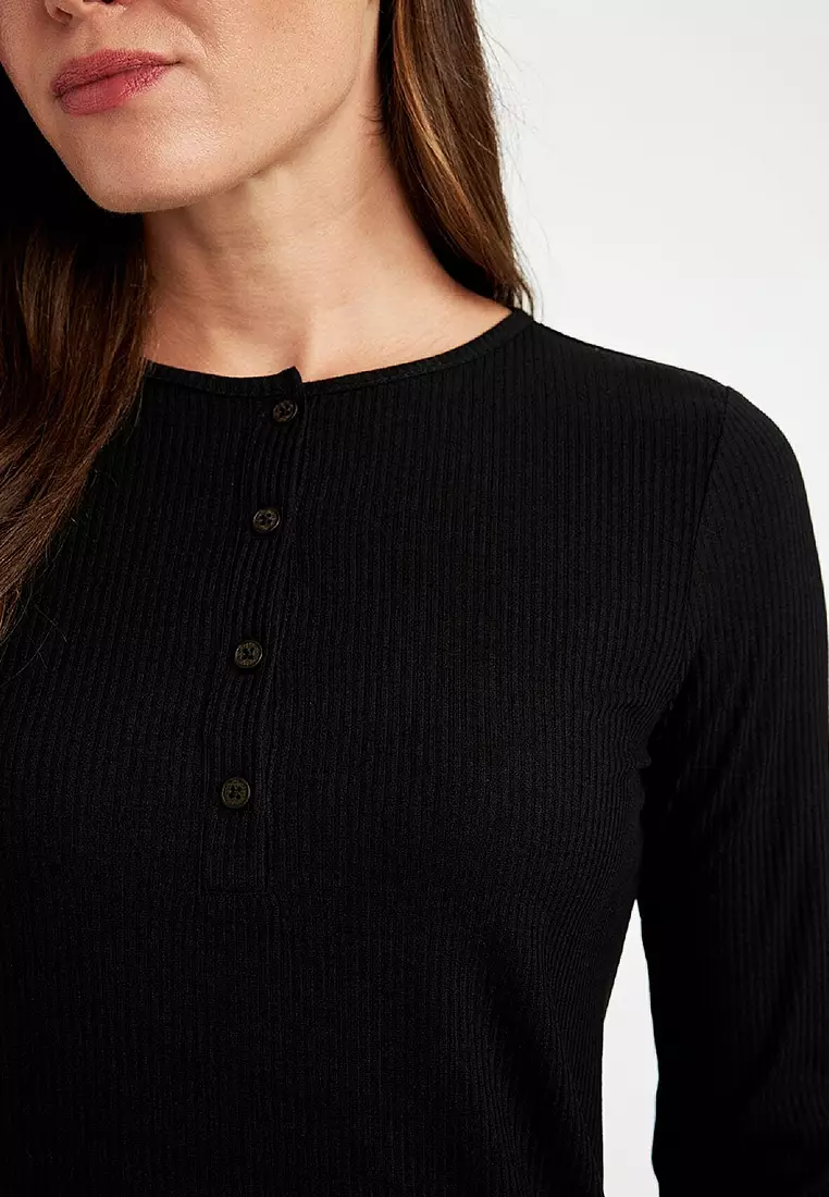 Regular Fit Crew Neck Ribbed Camisole Buttoned Half Sleeve Basic Plain T-Shirt