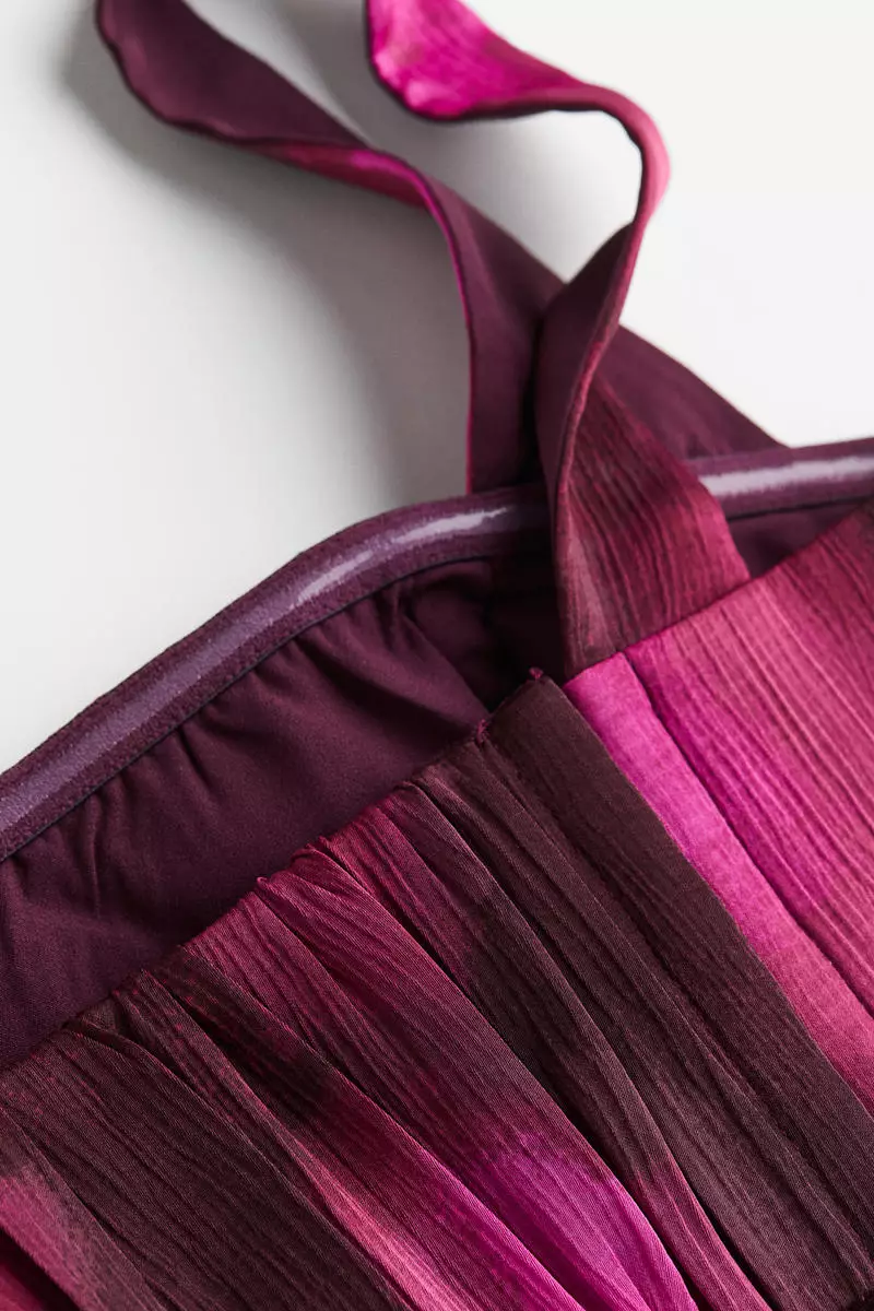 Square-neck crop top