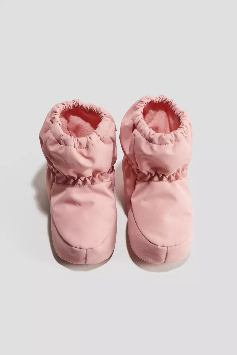 Water-repellent bootees