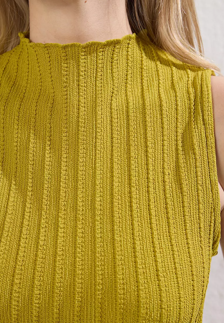 Oil Green Textured Fabric Stand Collar Body-Smoothing Flexible Maxi Knit Dress TWOSS25EL00163