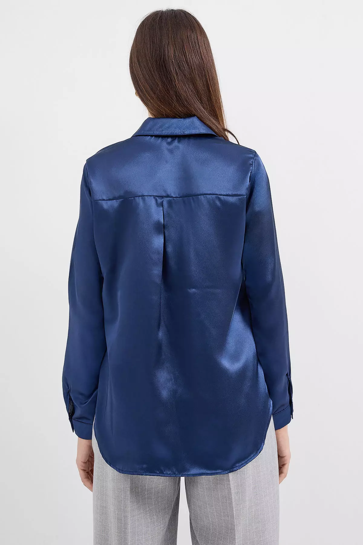 Long Sleeves Collared Shirt