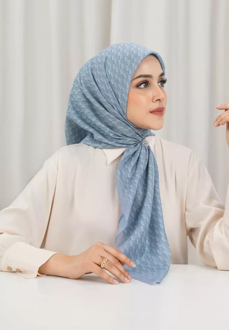 Leena Monogram Square - Faded Denim