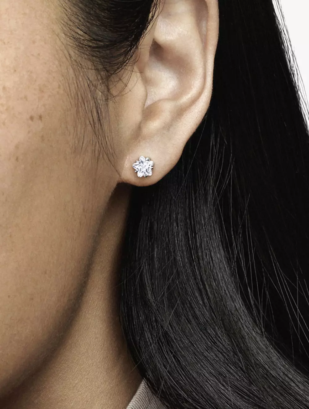 Star sterling silver stud earrings with clear cubic zirconia