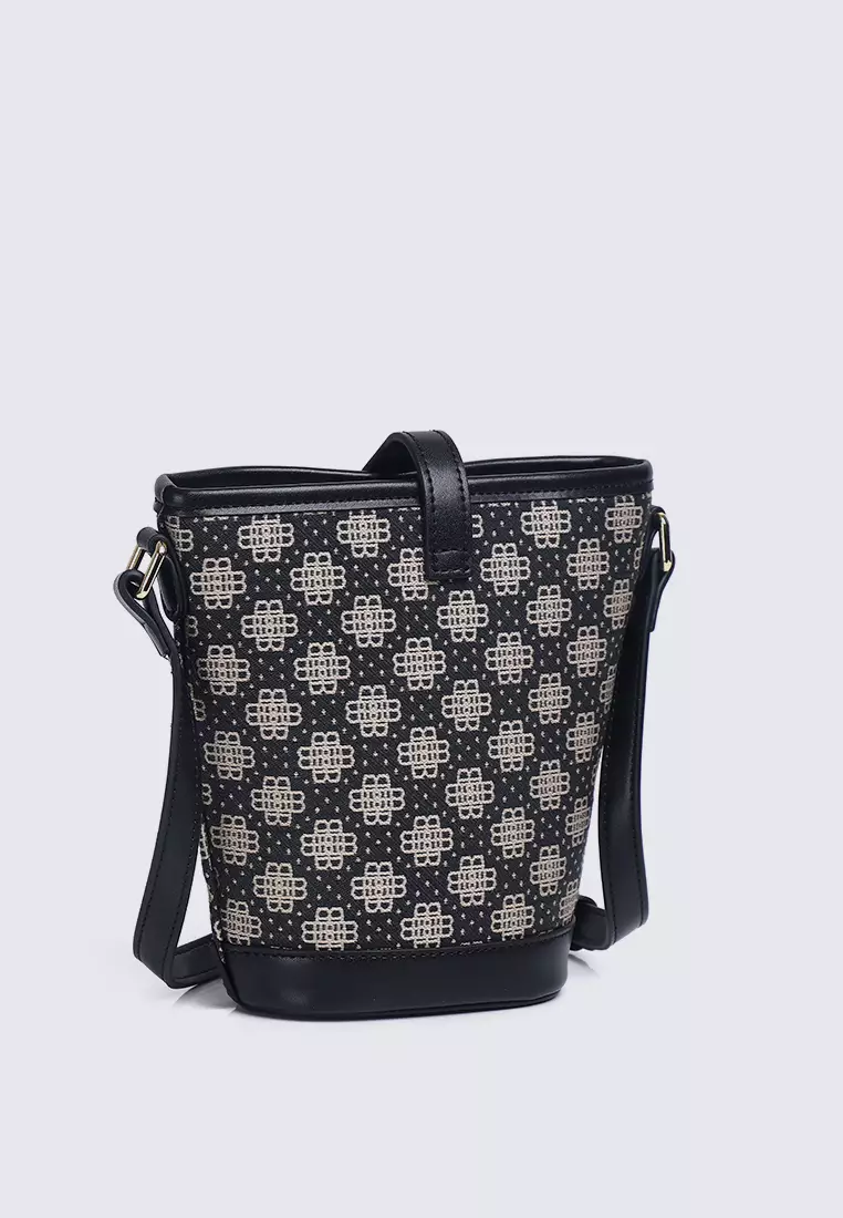 Liyana Crossbody Bag In Black