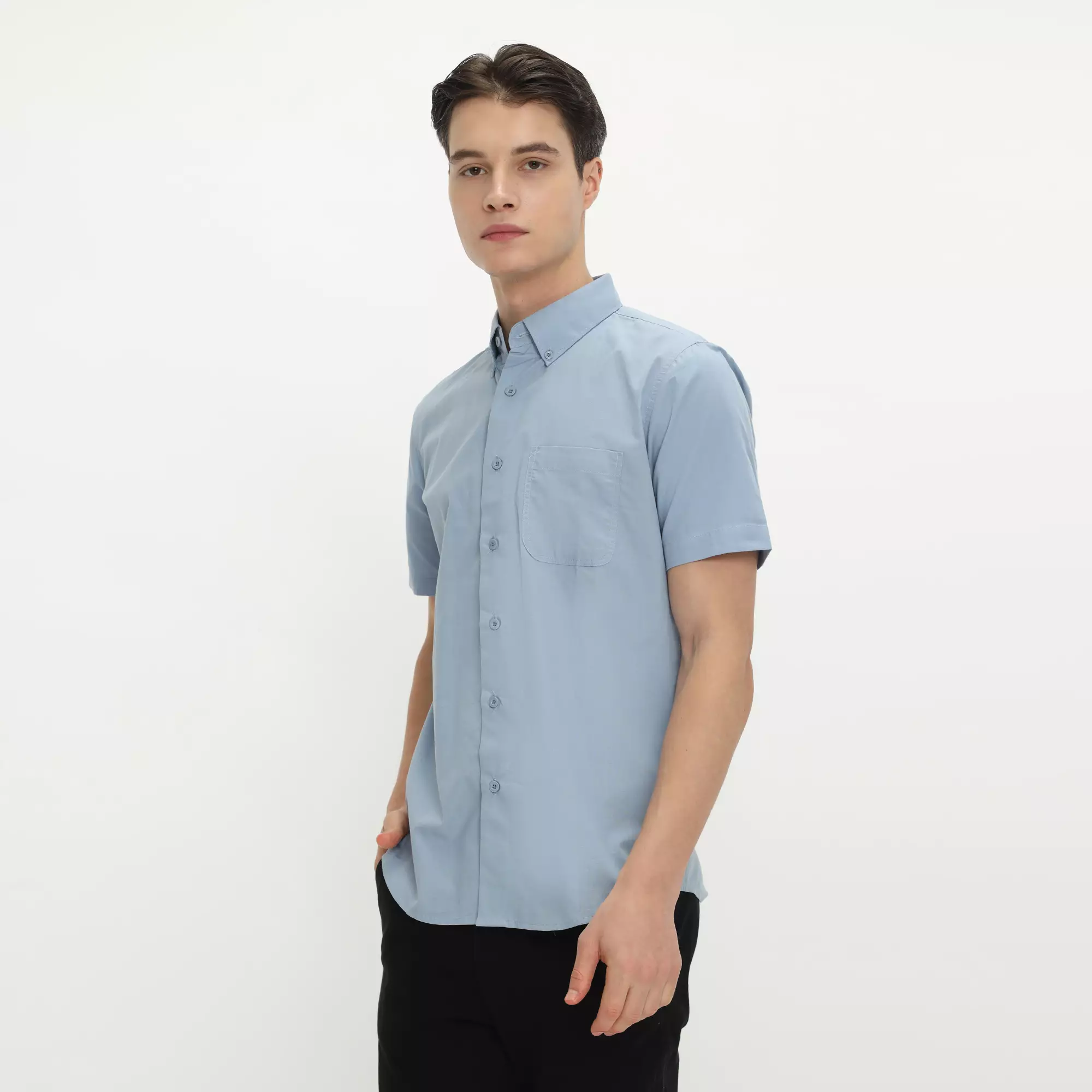 Platini Kemeja Pria Polos Lengan Pendek Katun Light Blue 63187