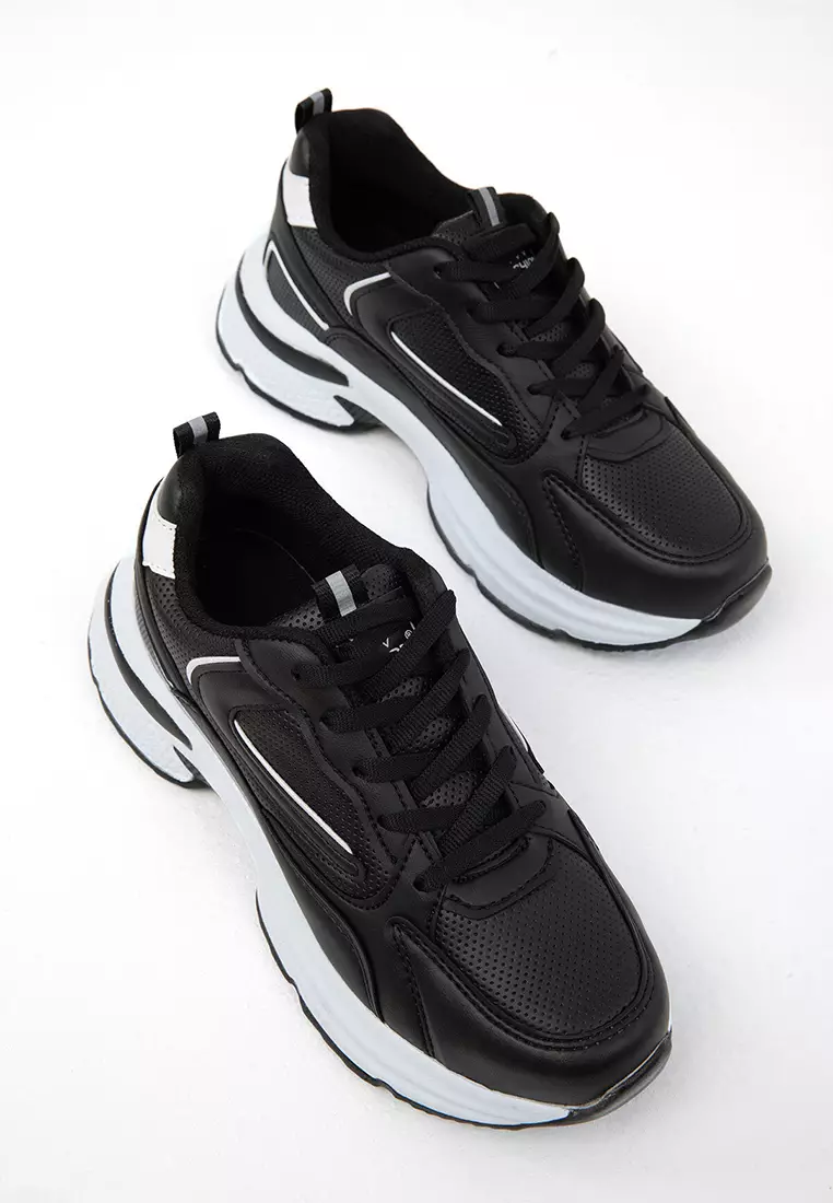 Casual Sneakers