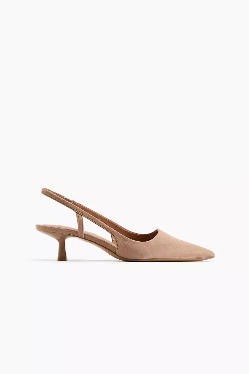 Kitten-heeled slingbacks