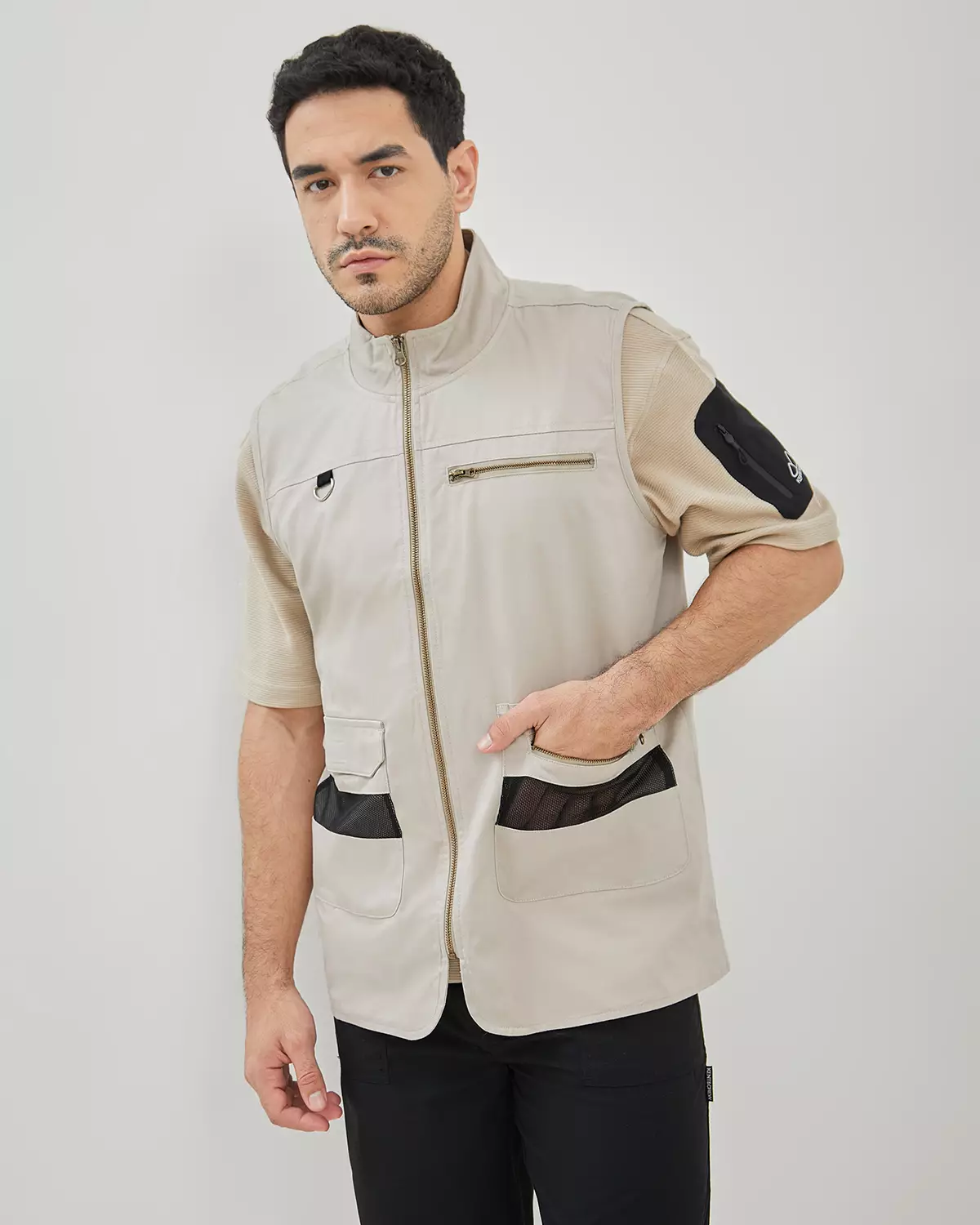 MEN'S CREAM CASUAL VEST