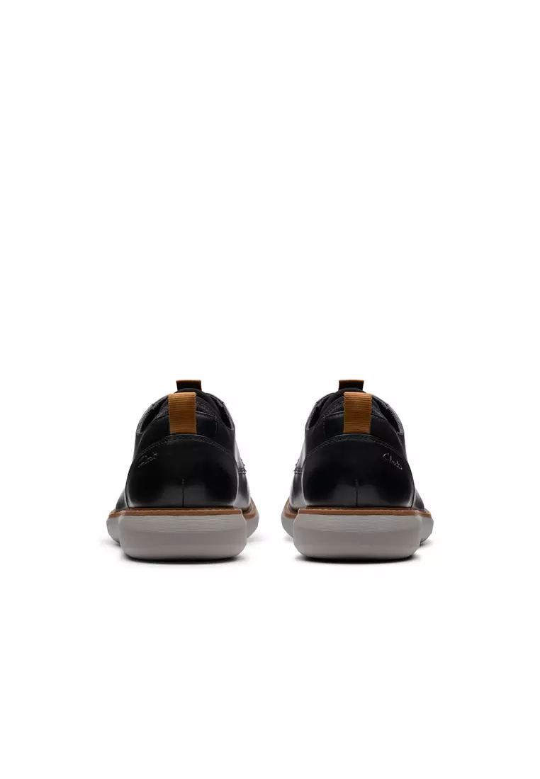 Mens Brantin Plain Derby Shoes Black Leather - Wide Fit