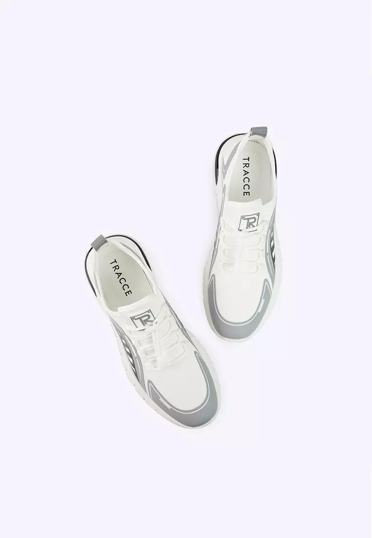 TRACCE BRENNAN WHITE