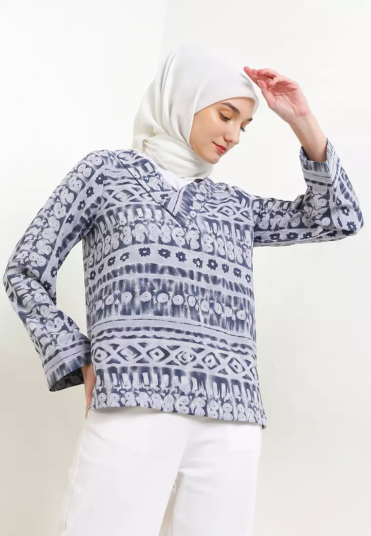 Delira Blouse In Grey Print