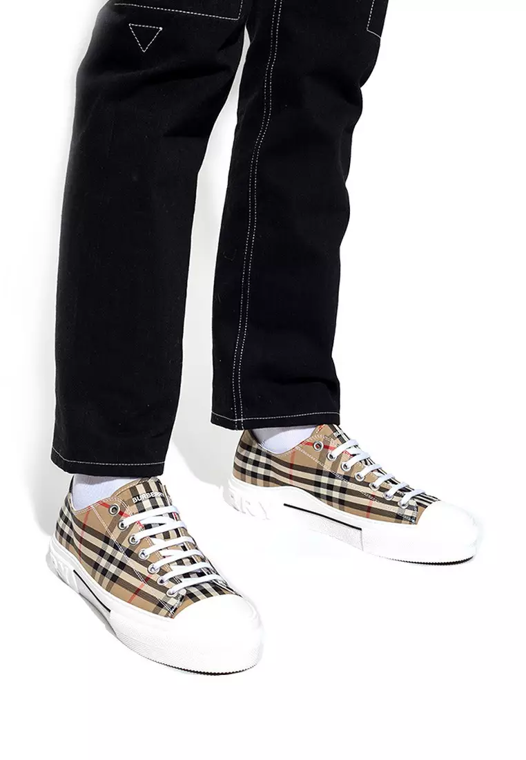 Burberry classic Jogger Beige