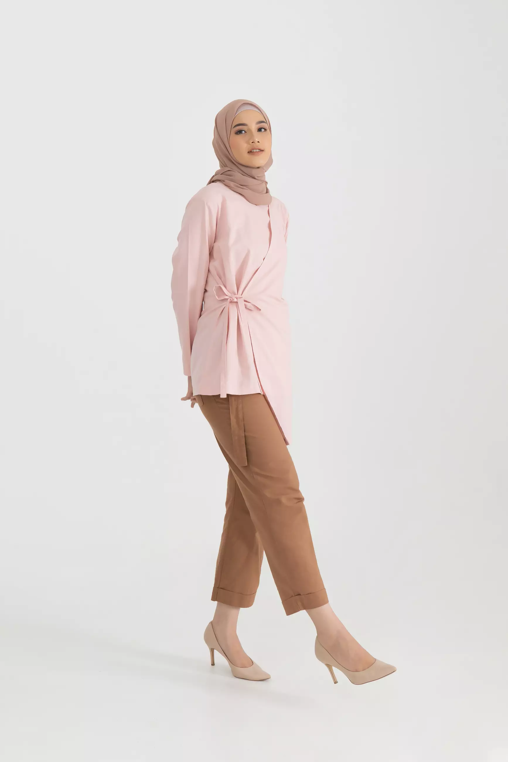 Blouse Wanita Kireina Light Pink