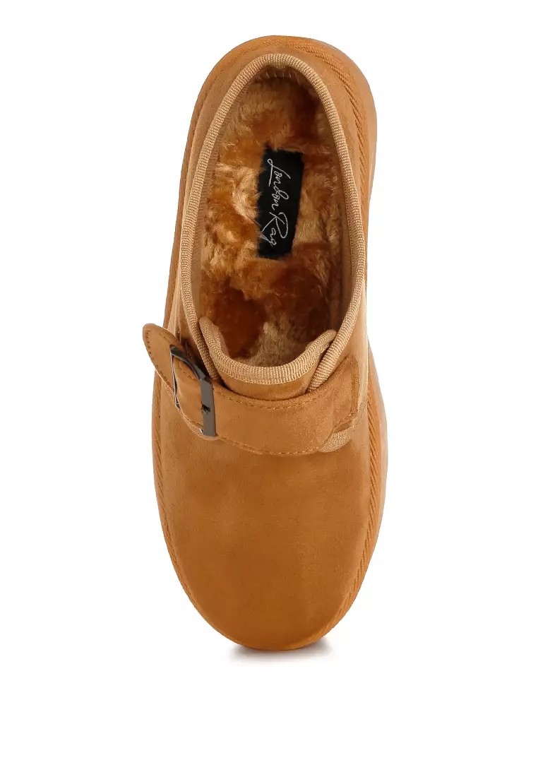 Buckle Strap Platform Classic Slip-On in Tan