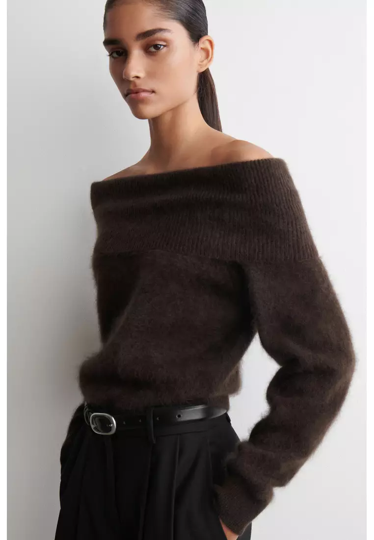OFF-THE-SHOULDER MERINO WOOL JUMPER