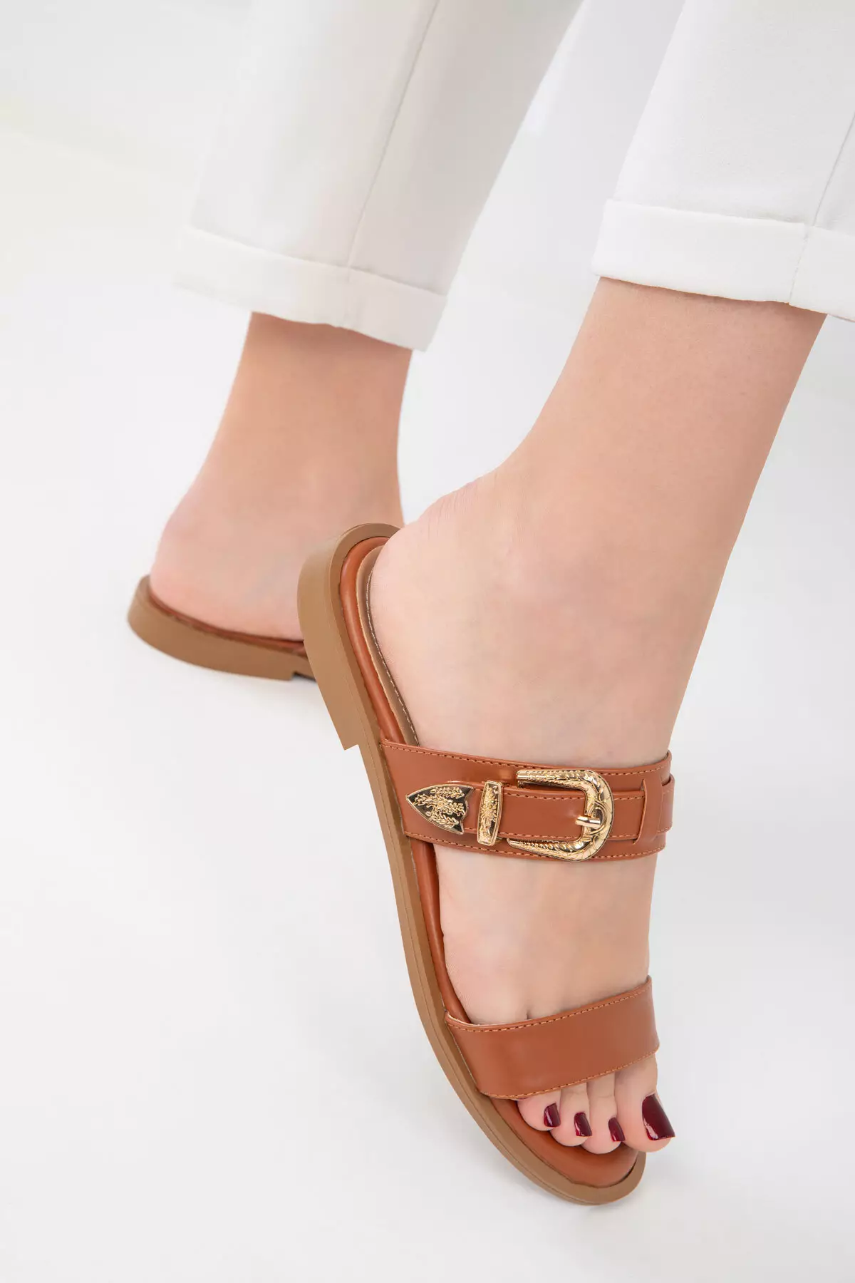 Tan Women's Slippers 20263