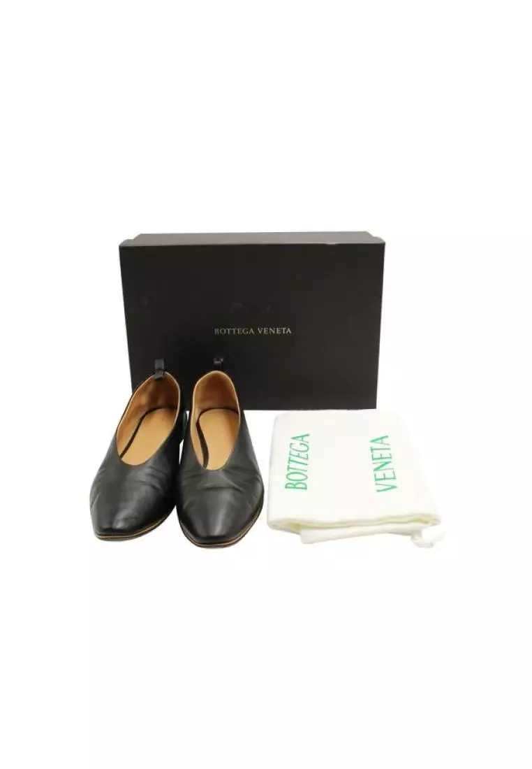 Bottega veneta flats sale top
