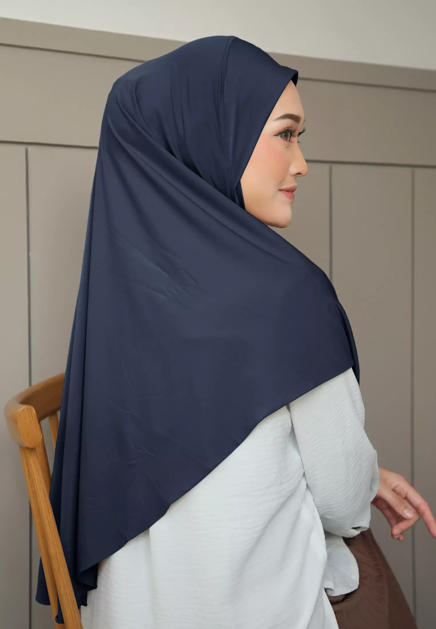 Cotton Bee - Ovel Shawl | Hijab Instan | Pashmina - Dark Navy