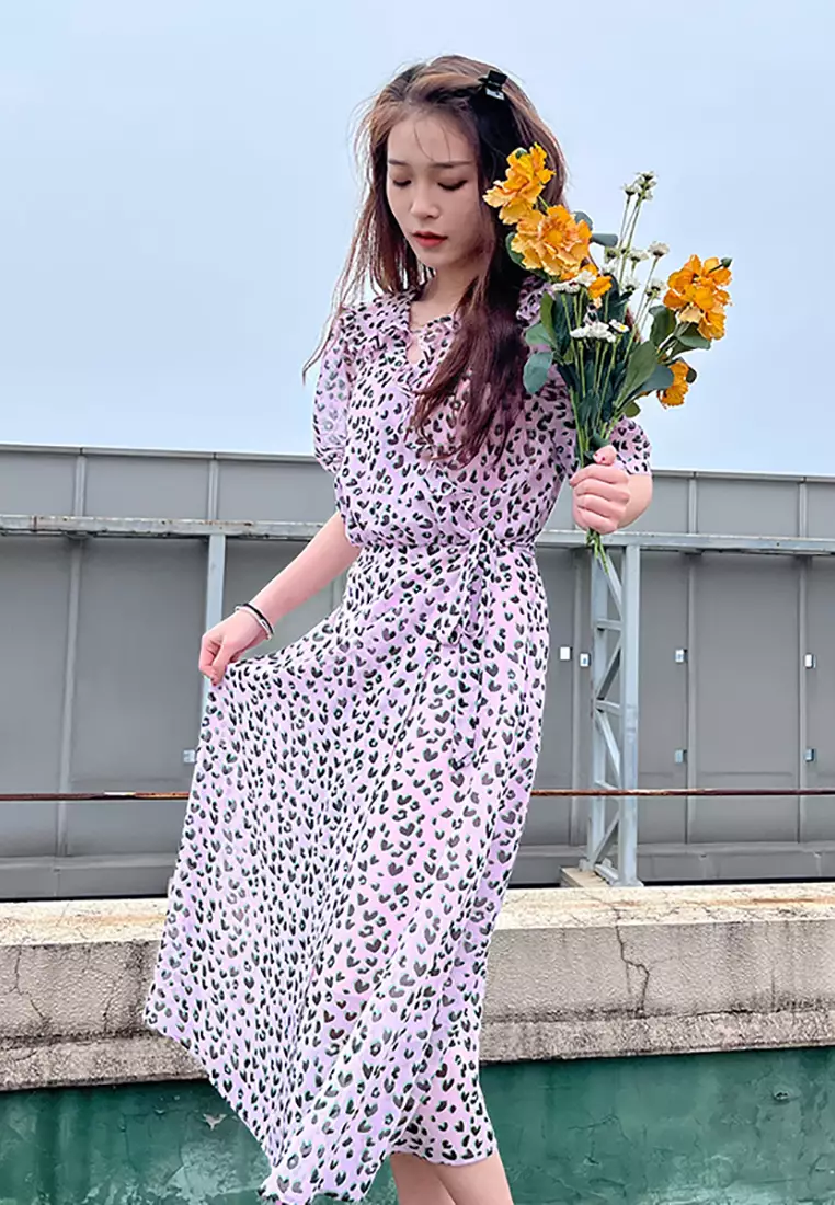 Summer Casual Dress with Spots Design