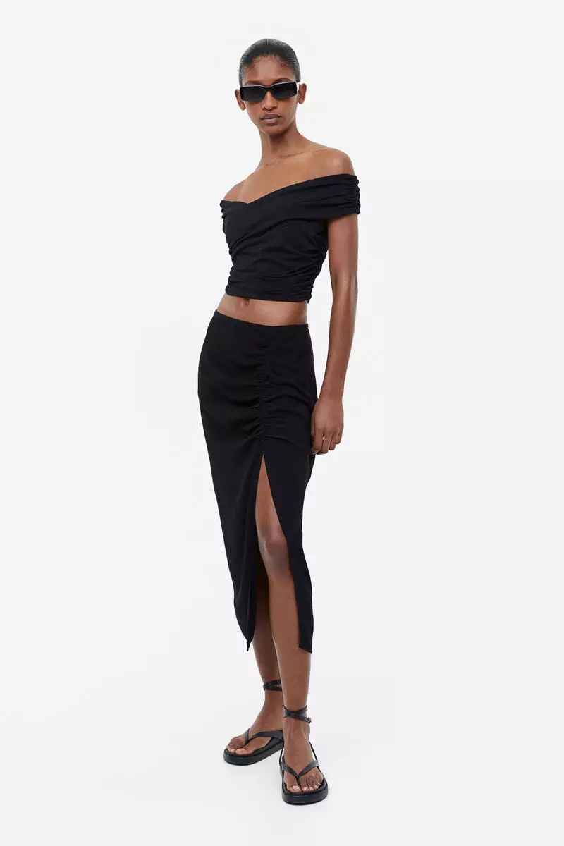 Crop top and outlet skirt h&m
