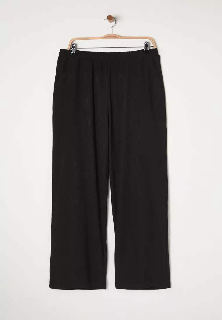 Black High Waist Wide Leg Textured Crepe Fabric Plus Size Trousers TBBSS25AR00002
