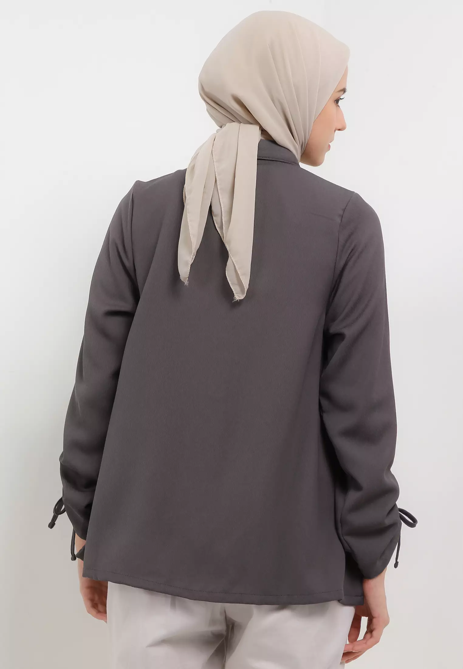 MFMW Akifah Atasan Blouse Dark Grey