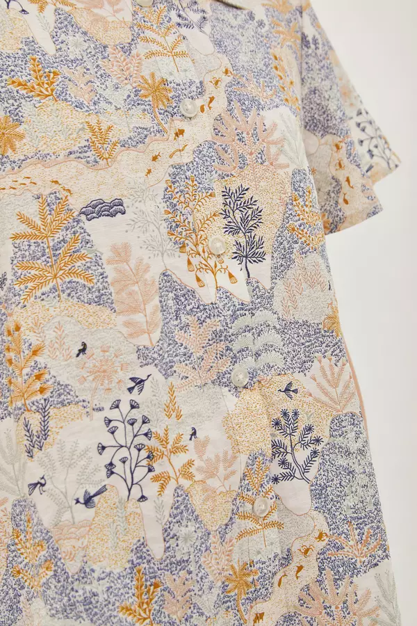 MINIMAL - Azuka Blus Motif Floral - Beige Colour Beige