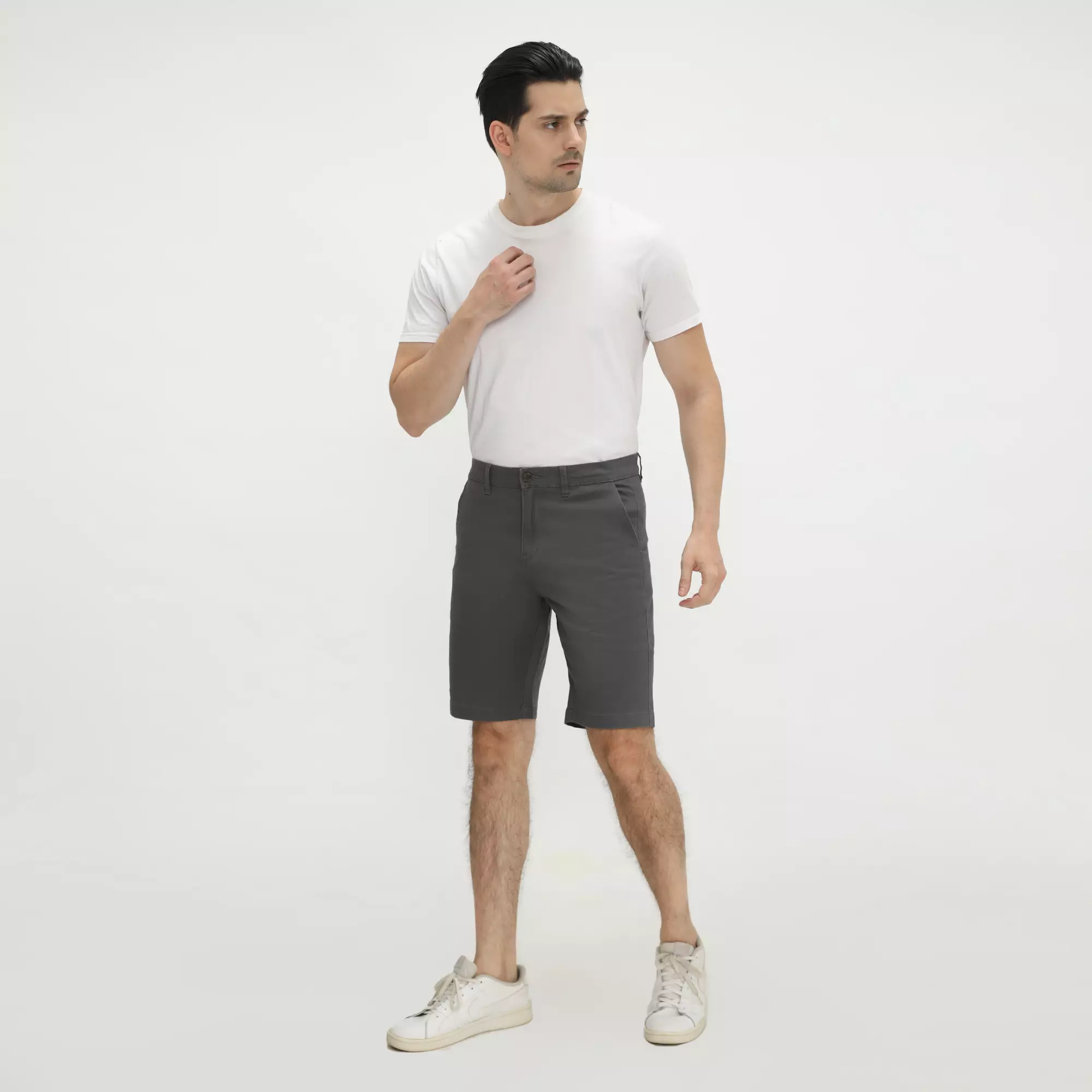 Platini Celana Pendek Chino Katun Dark Grey 5370.51